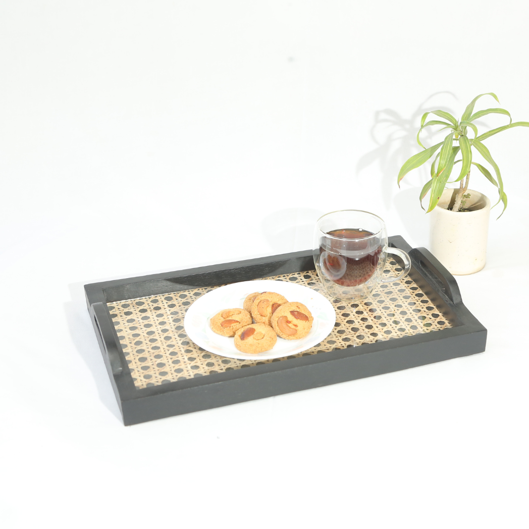 AMORE RATTAN TRAY (CHARCOAL)
