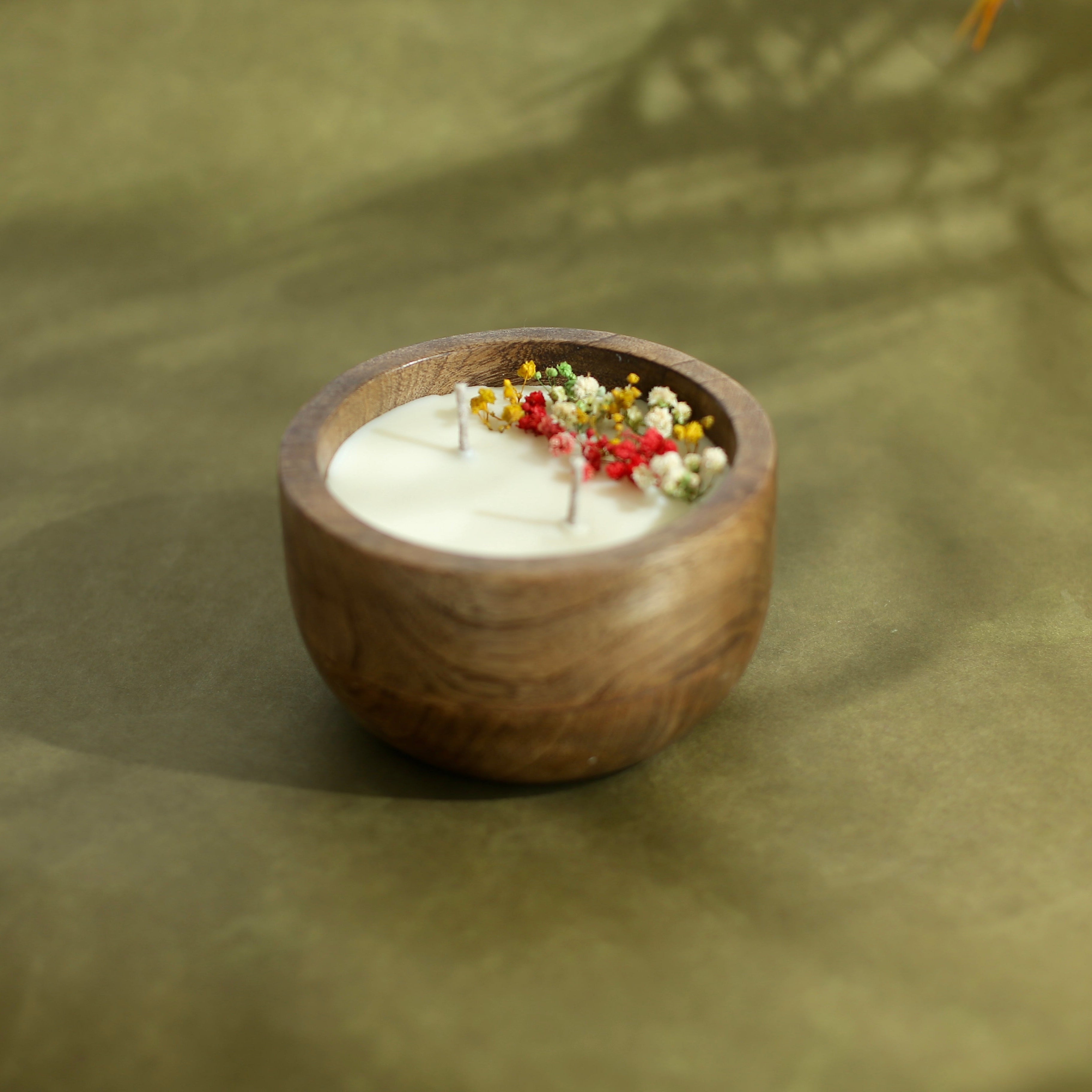 BLOSSOM WOODEN CANDLE