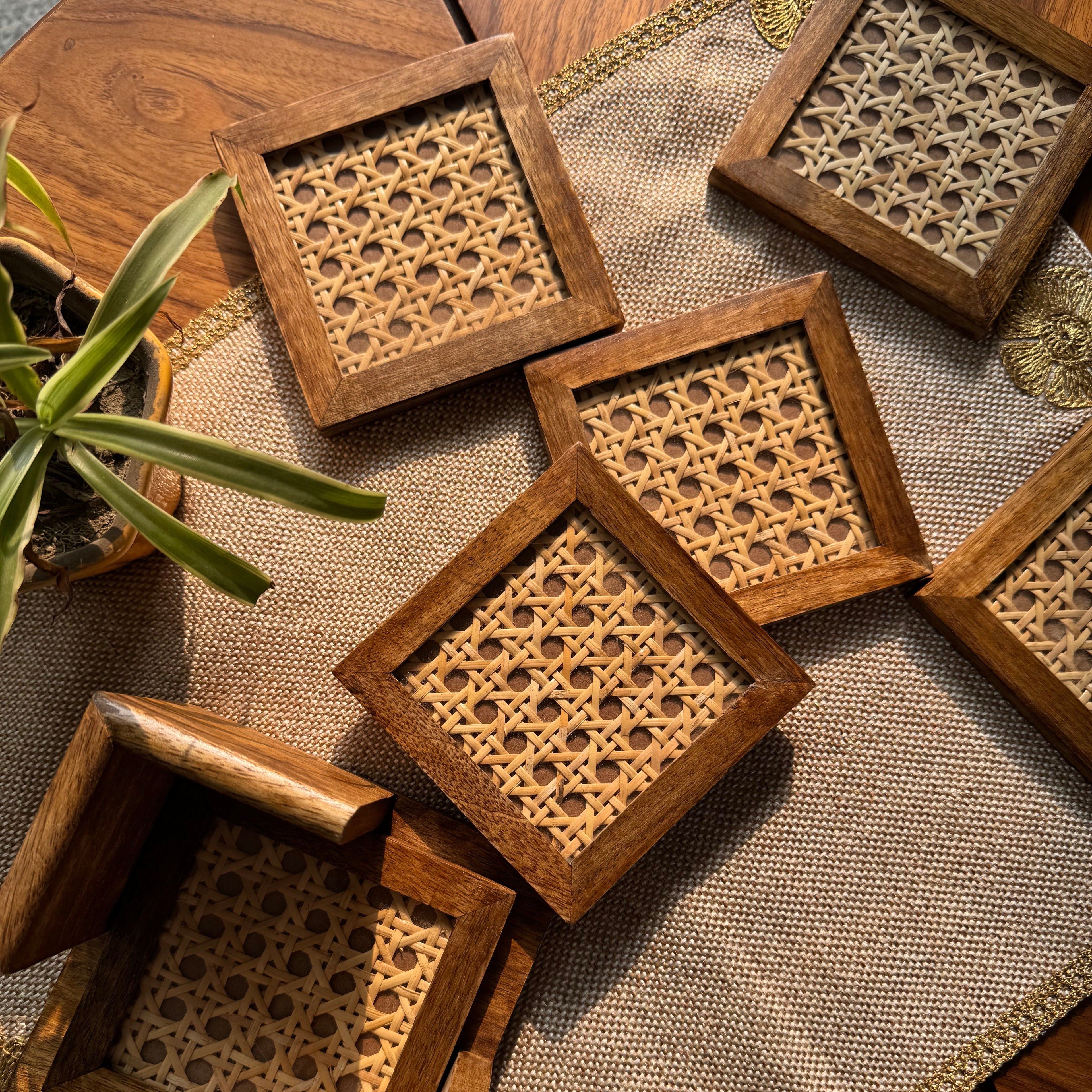 AURELIA RATTAN COASTERS