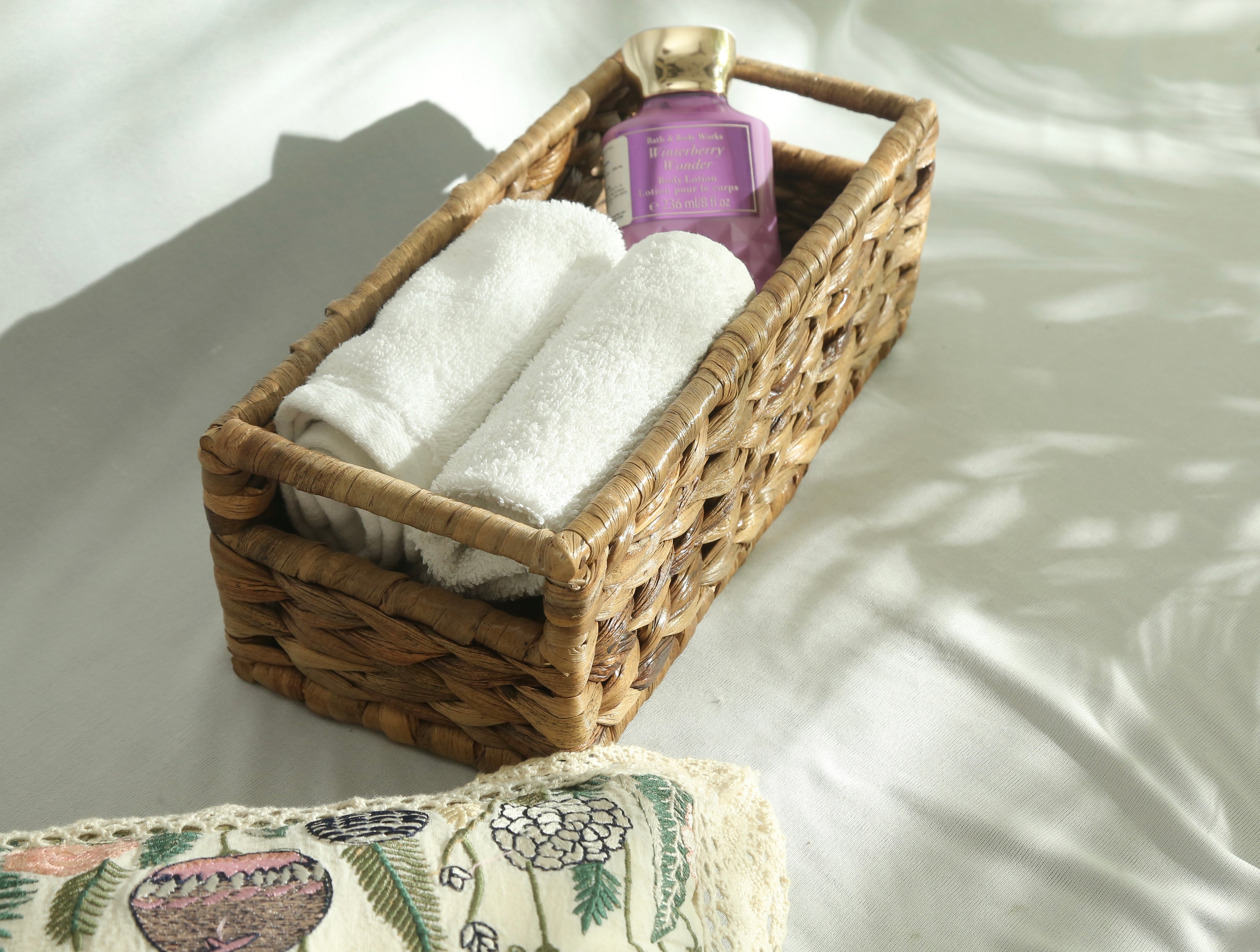 WATER HYACINTH RECTANGULAR TRAY