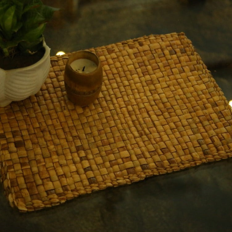 TABLE MATS