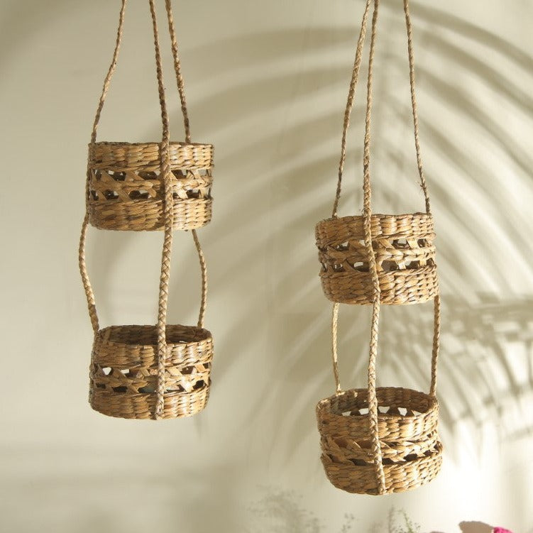 HANGING PLANTER