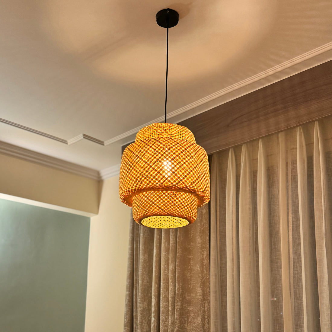 THEIA BAMBOO LAMP