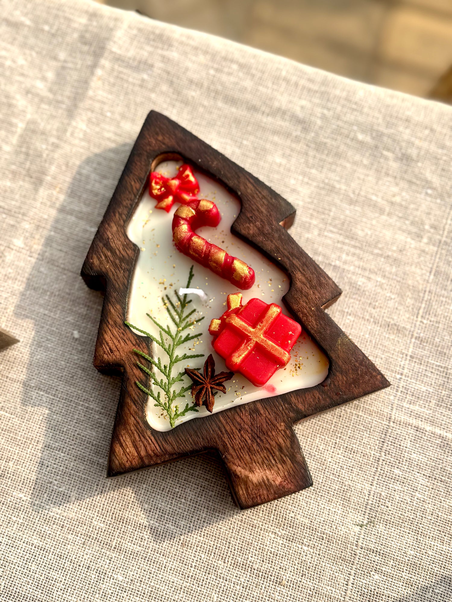 CHRISTMAS TREE CANDLE