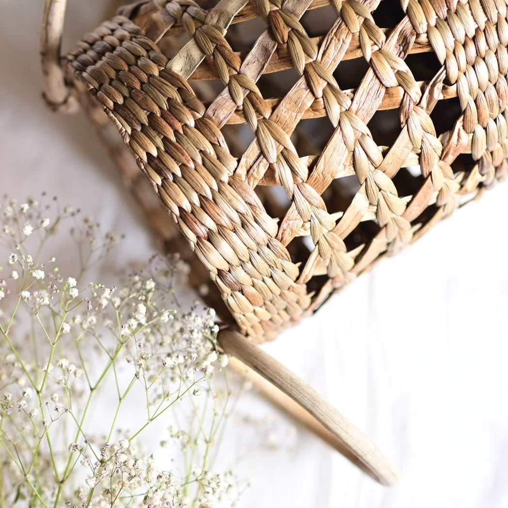 MEADOW CANE BASKET